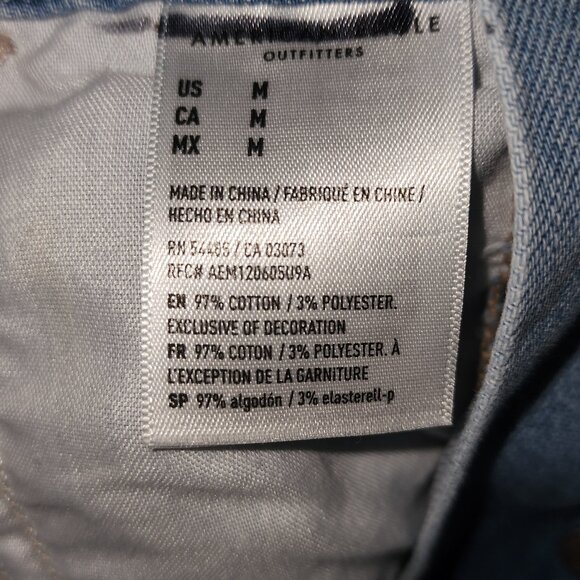 American Eagle 90s Boyfriend Overalls Distressed Light Wash Denim womens size M - Picture 4 of 4